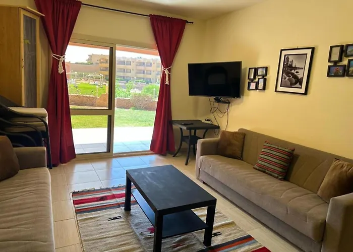 2 Bedroom Pool& Sea View Just Steps From The Sea Fanar De Luna Ain Sokhna